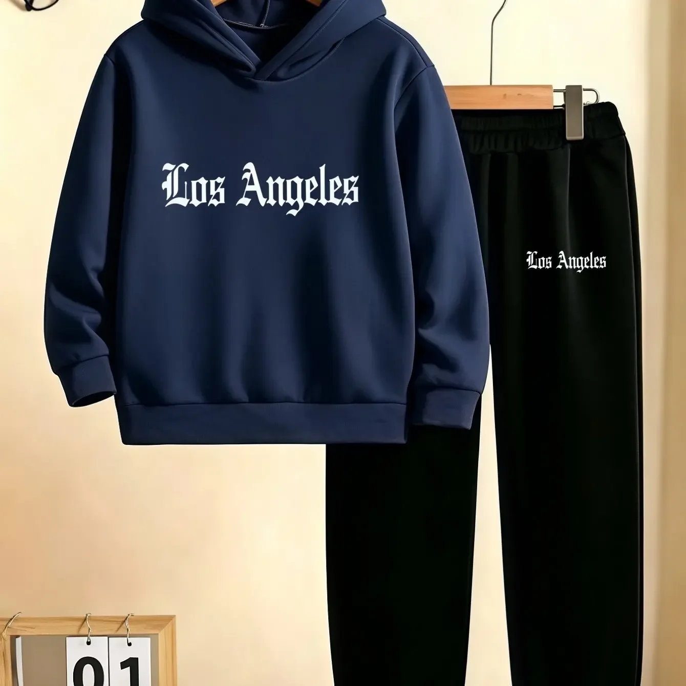 Boys' Los Angeles Vintage Gothic Style Letter Print Hooded Sweatshirt 2pcs Set Long Sleeve Hoodie and Jogger Pants Set Trendy