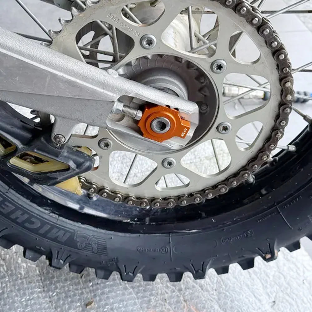 ل RC 125 200 390 Duke 2011- 2019 20 2024 2025 2026 آخر دراجة نارية سلسلة الضابط منظم المتزلجون الموتر الملحقات #2