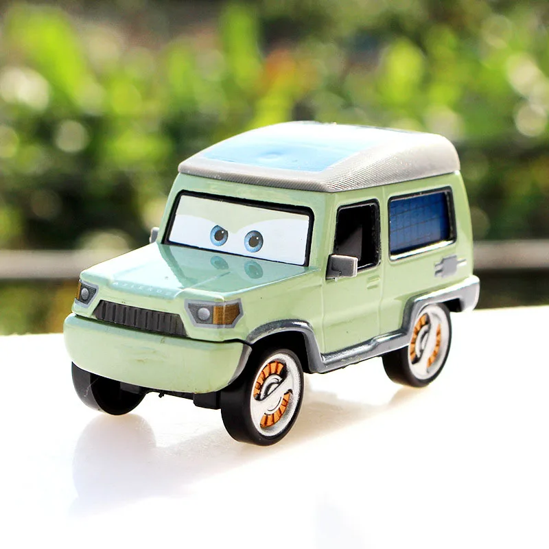 ▍ Neues Pixar Cars 3 Lightning McQueen Rennfahrzeug Familie Jackson Storm Ramirez 1:55 Druckguss-Metalllegierung Kinderspielzeugauto