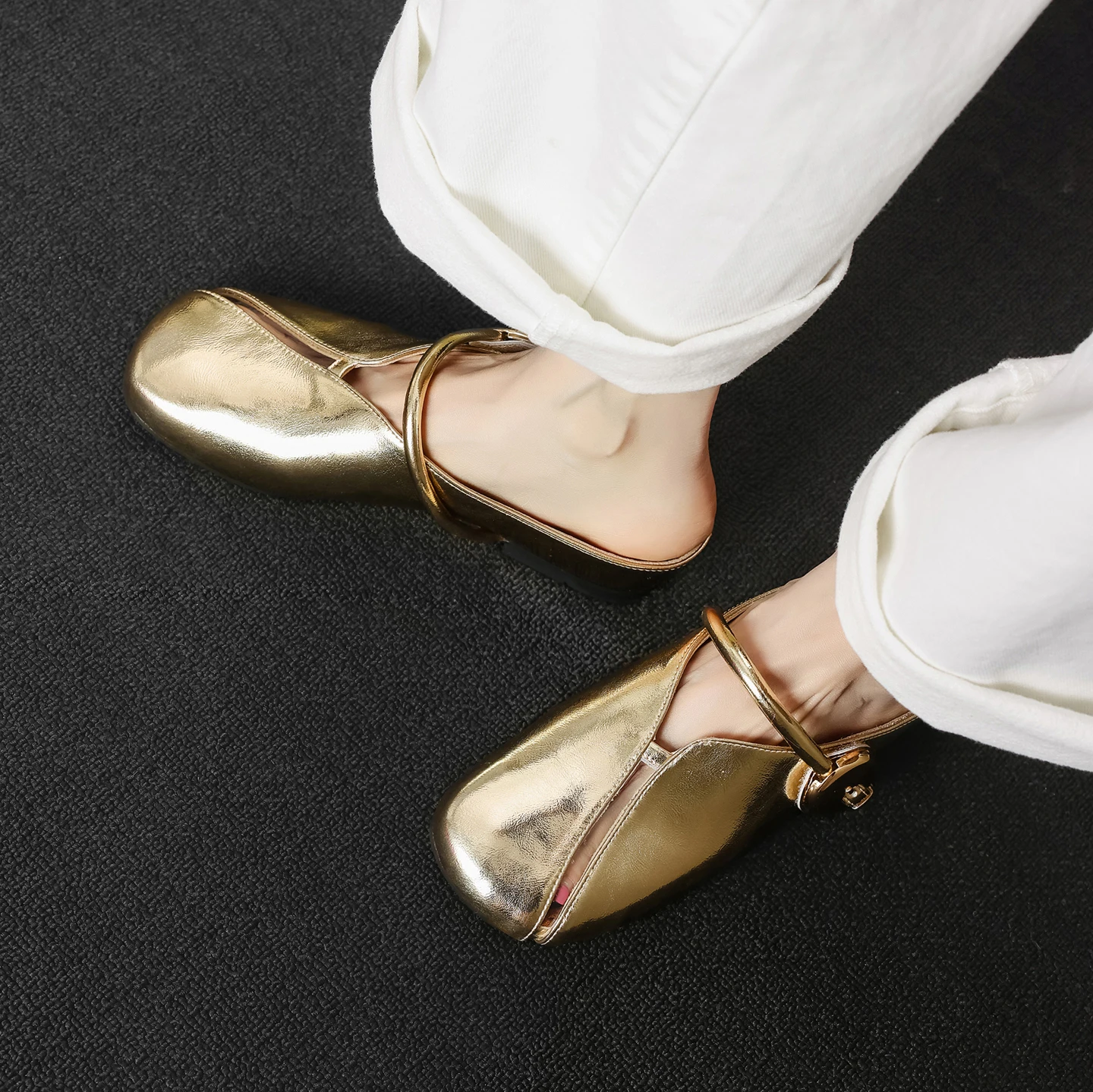 2026new summer women sandals natural leather 22-25cm cowhide+sheepskin square toe mules hollow-out buckle women slippers fashion