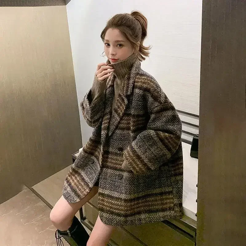 

Women Winter Korean Woolen Plaid Jacket Tweed Vintage Loose Female Coat Slim Double Breasted Lapel Spliced Button Overcoat