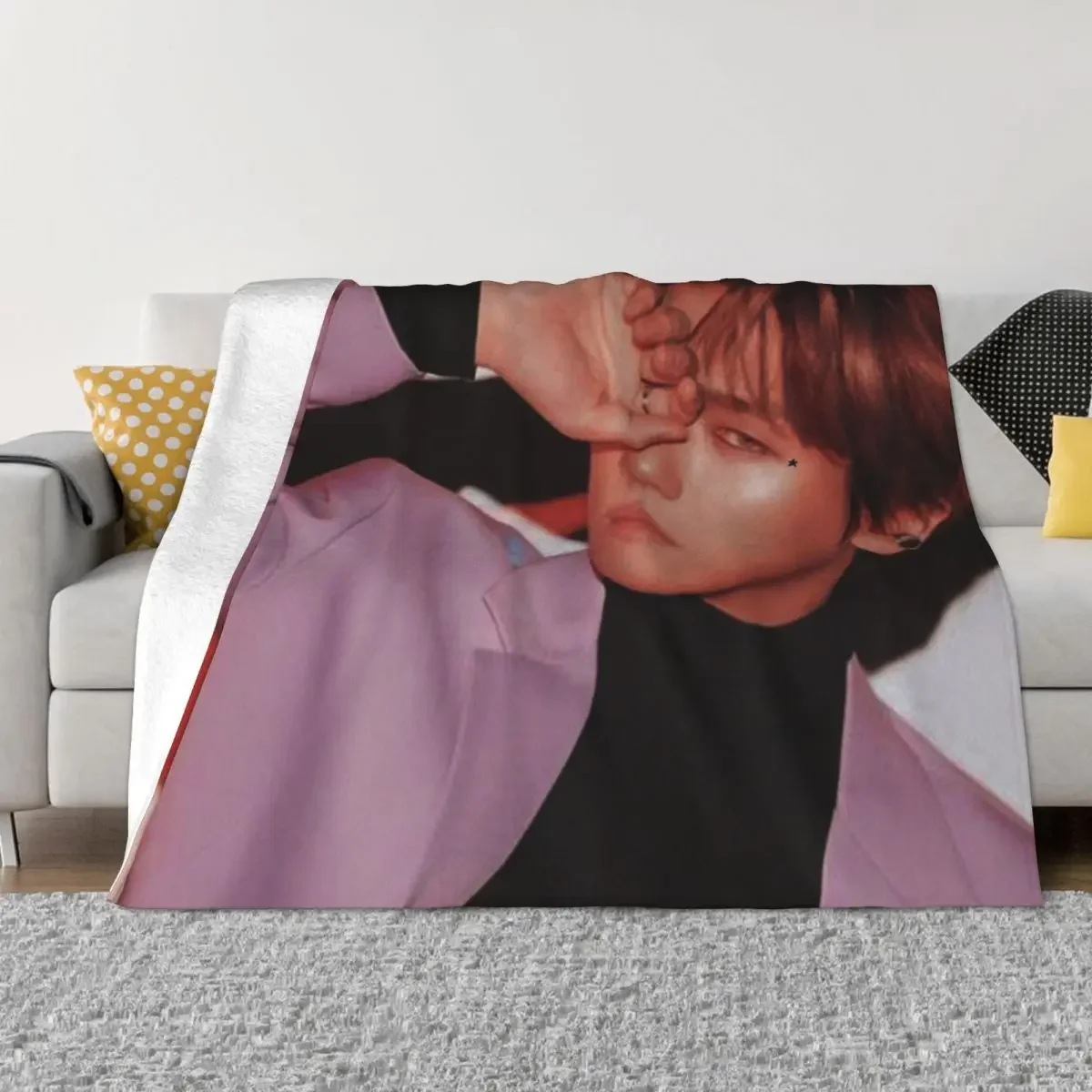 

byun baekhyun (love shot) Throw Blanket Vintage manga Blankets