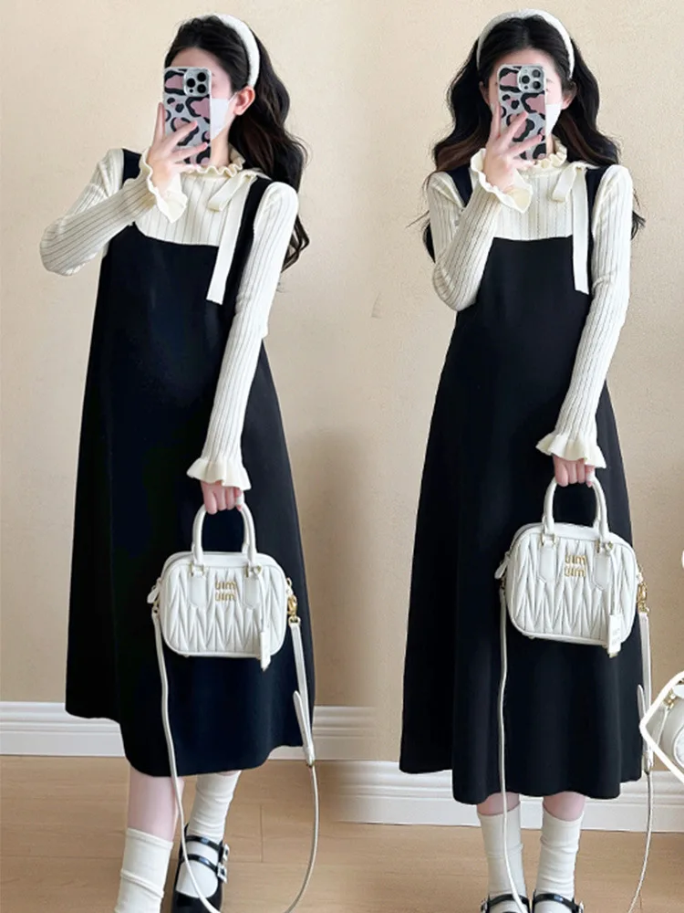 Pregnant women's dress autumn and winter new fashion temperament fake two-piece knitted stand up collar long sleeved skirt