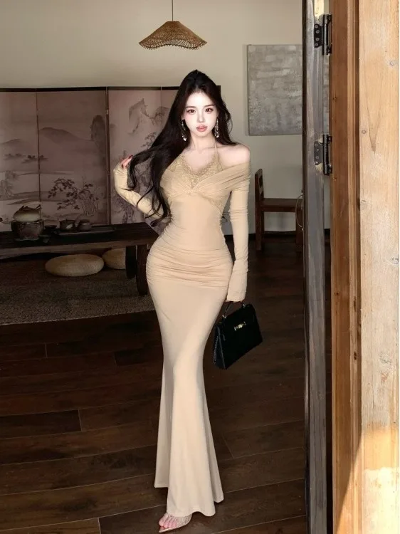 

Pure Desire Lace High Waist Long Sleeve Women's Set Casual Fashion Ensemble V-Neck T-Shirt Bodycon Style Winter Wear