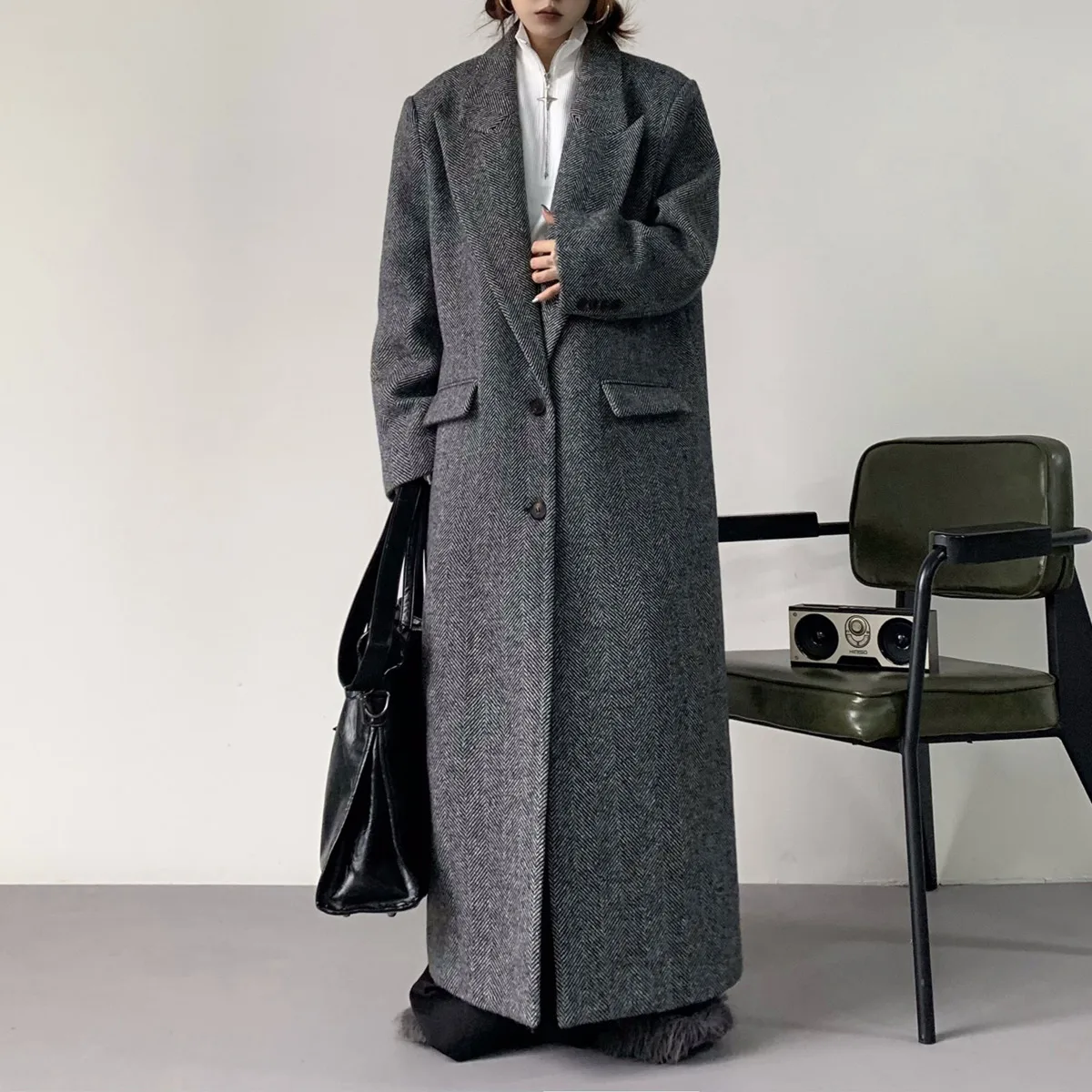 BJTZ 2025 خريف شتاء جديد الراقية نمط هيبورن البريطاني سميكة طويلة معطف الصوف متعرجة للنساء