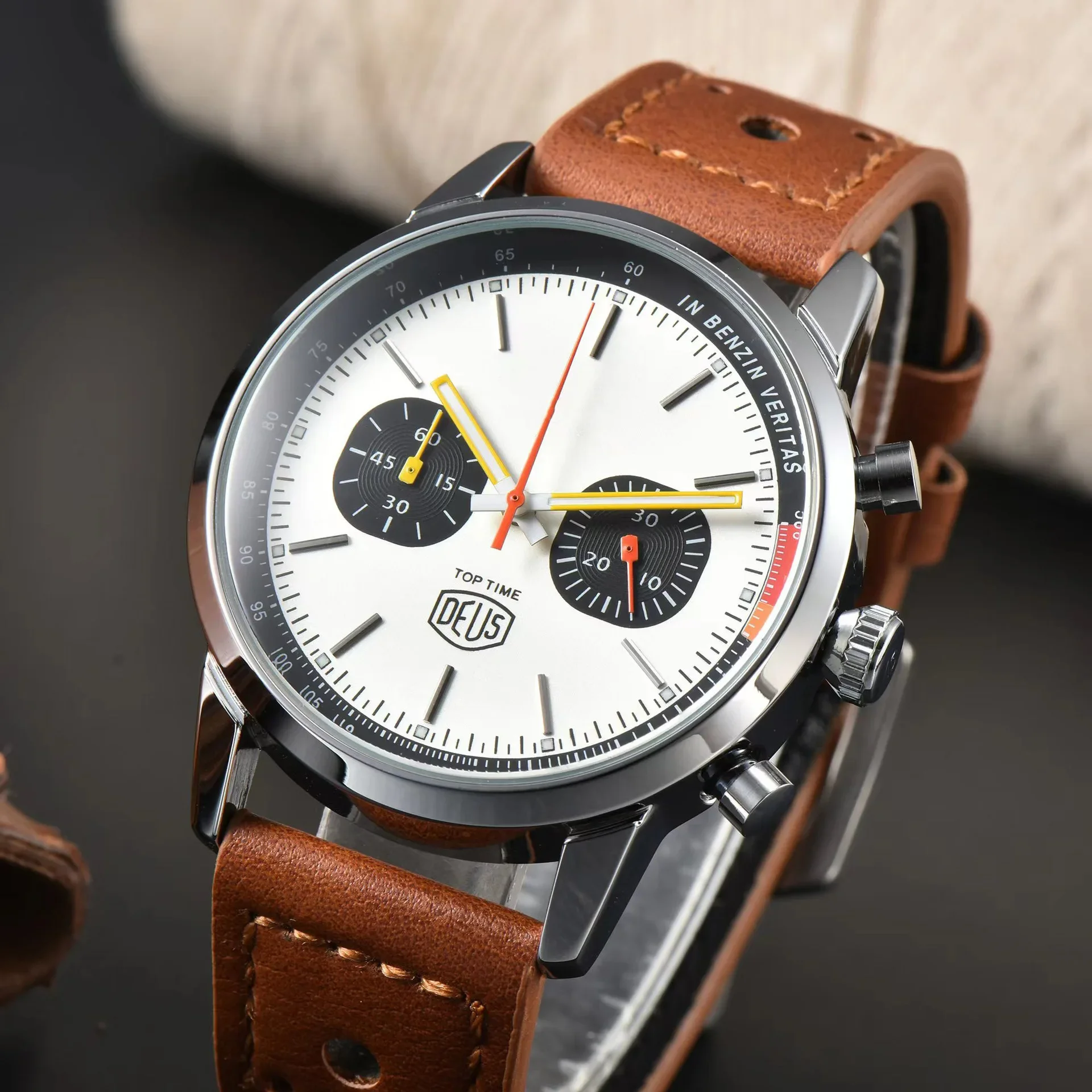 

High-end Brand Fashionable, Casual and Sporty Men's Multi-Functional Outdoor Quartz Men's Watch
