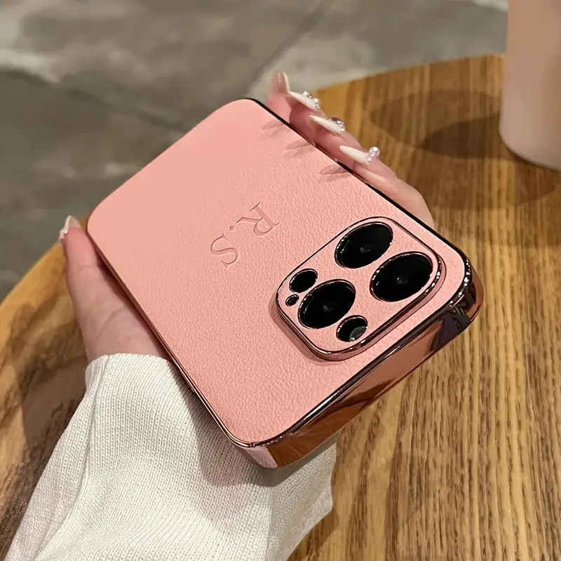 Personalisierte, individuelle Initialen-Namenshülle für iPhone 18 17 16 15 14 13 12 11 Pro Max Air, luxuriöse Lederhülle mit Beschichtung. – Detail 4
