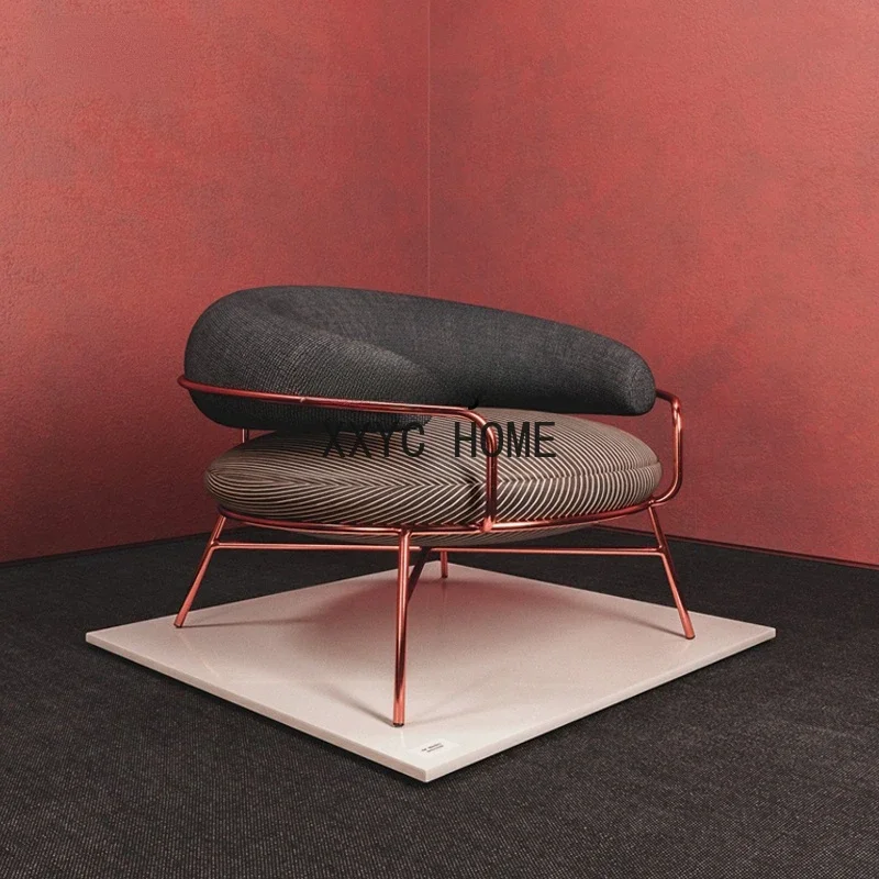 

Italiaanse Minimalistische Stof Receptie Single-Zitsbank Stoel Minimalistische Woonkamer Sample Room Sofa
