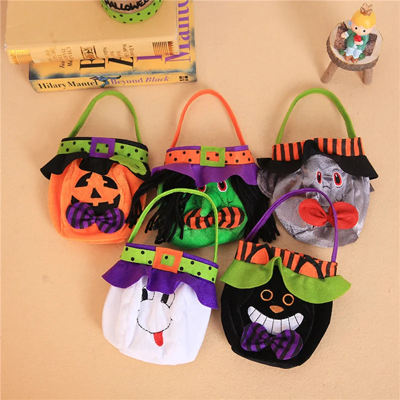 

Halloween Candy Bags Snack Storage Basket for Children, Trick or Treat Goody Bags, Non-woven Pumpkin Bucket Bags with Handles