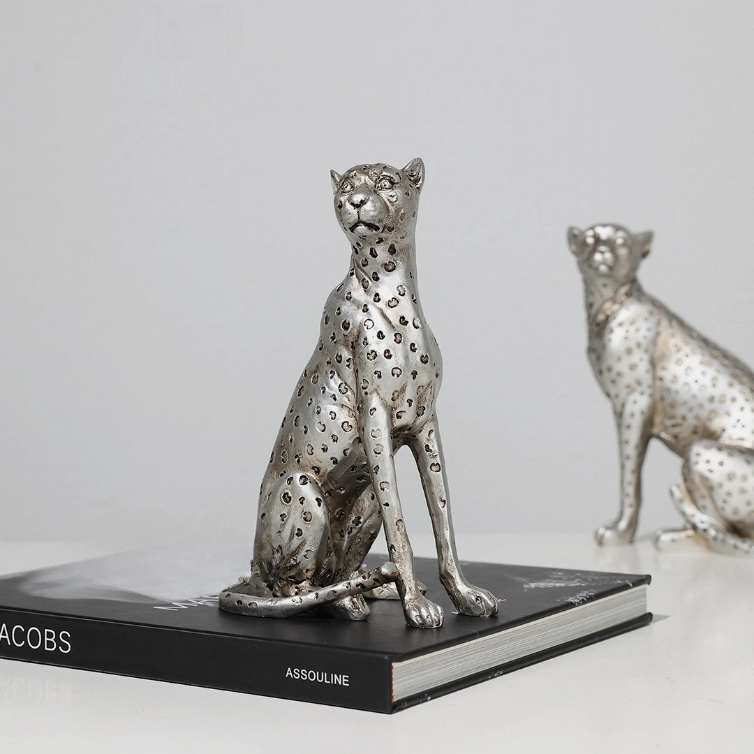 Resin Handicraft Simulation Leopard Cheetah Sculpture Spotted Animal Figurine Home Office Desktop Tabletop Decor Ornament Gift