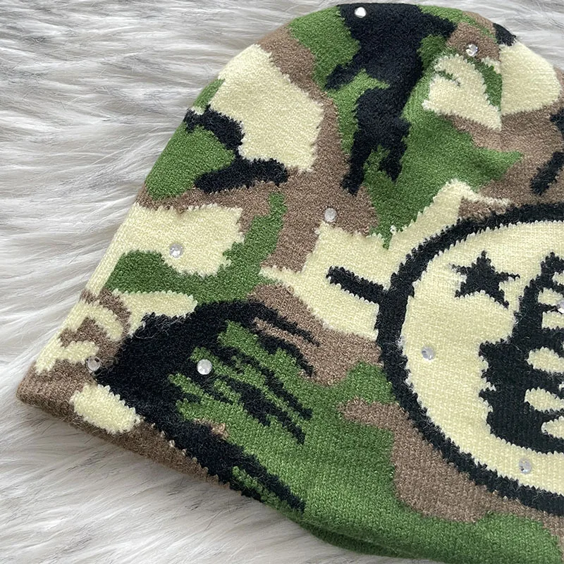 Casual Knitted Woolen Cold Hat Studios Logo Sports Flame Beanie for Men And Women Suitable for All Seasons And Casual Outings