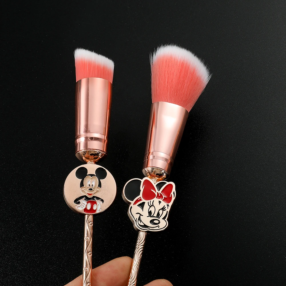 7Pcs/Set Disney Cartoon Character Mickey Mouse Minnie Eyebrow Pencil Blush Brushes Donald Duck Daisy Duck Women Cosmetic Brush