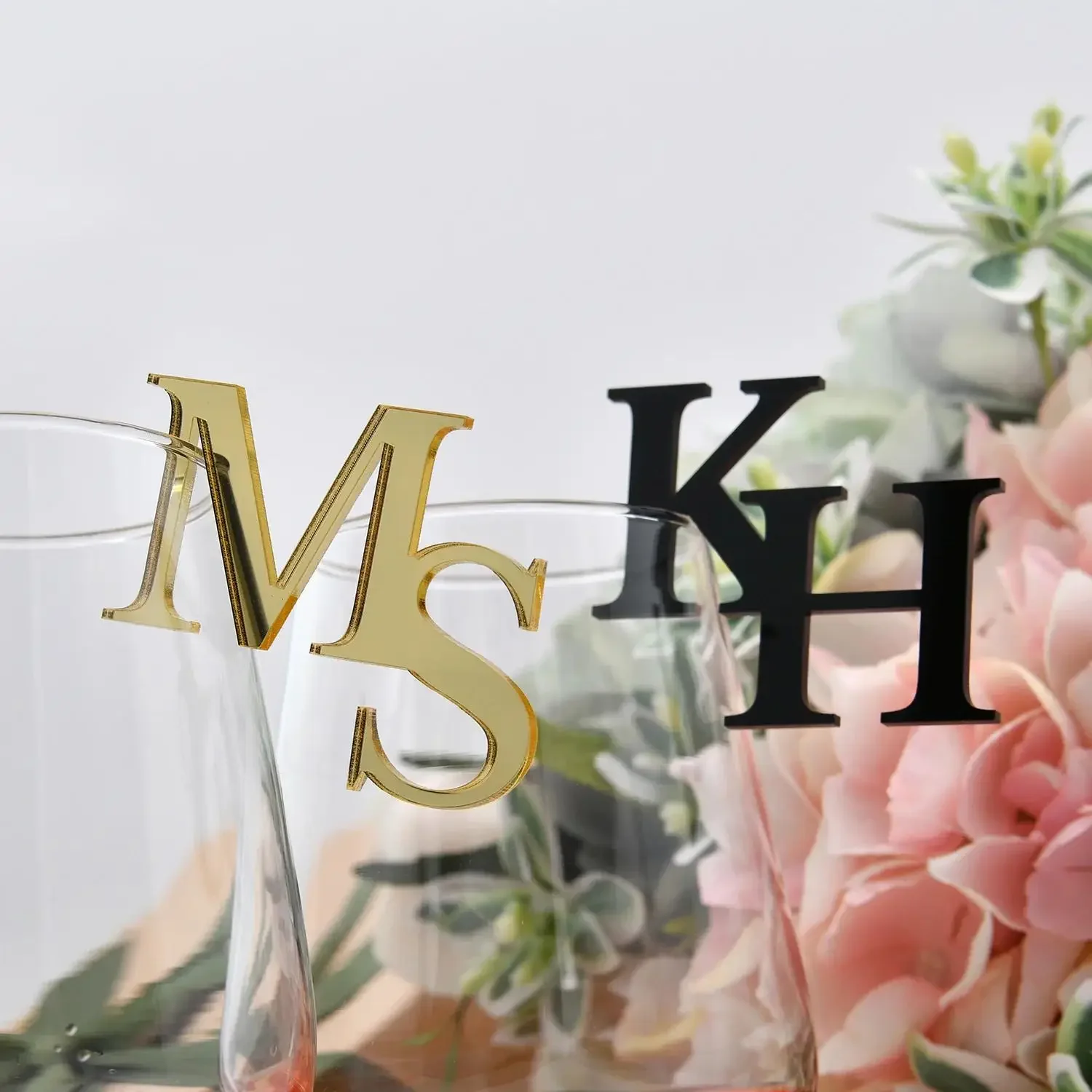 Wedding Decoration Personalized Wine Glasses Signed Word Customized High-end Party Favors Creative Gifts Bride Groom Souvenirs