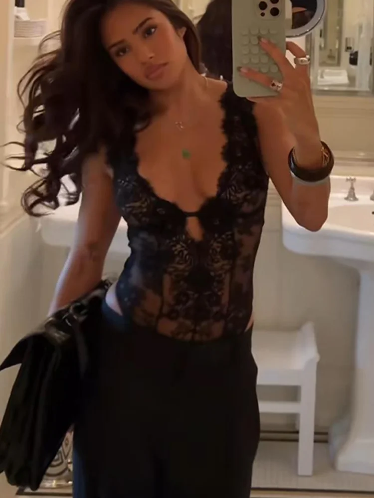 Sexy Lace Patchwork Jumpsuits For Women V Neck Sleeveless Backless High Waist Slim Jumpsuit 2026 Spring Fashion Lady Clothing image 2
