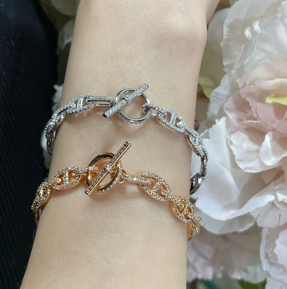 

Hollow bracelet versatile fashionable European and American style diamond-encrusted H bracelet