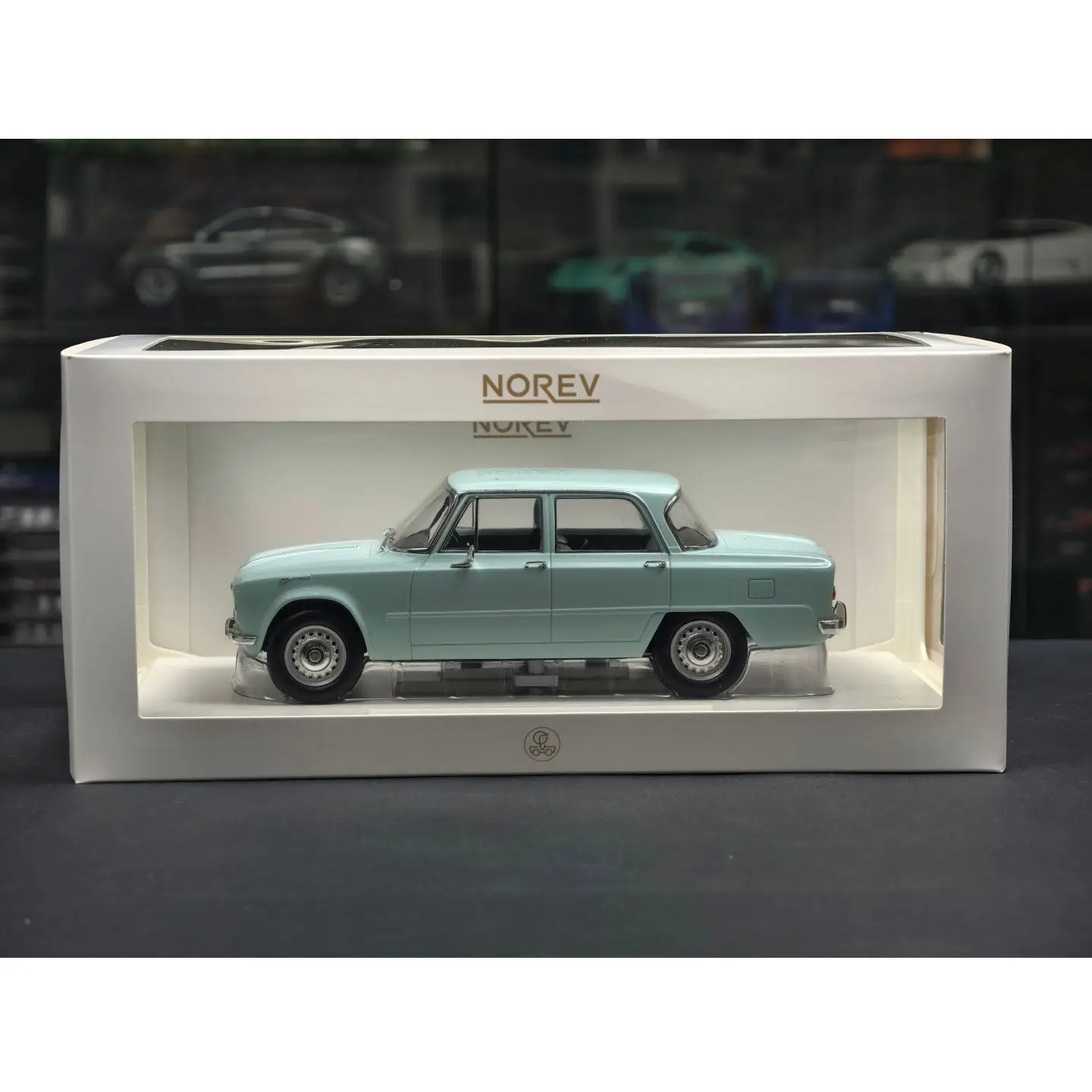 NOREV Diecast1:18 Scale Alfa Romeo Giulia Ti 1964 Alloy Car Model