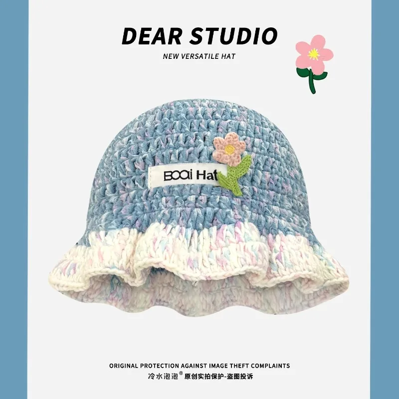 

Ins Sweet Dopamine Color Handmade Knitted Bucket Hats Women Autumn Winter Travel Warm Versatile Cute Flower Sticker Y2K Caps