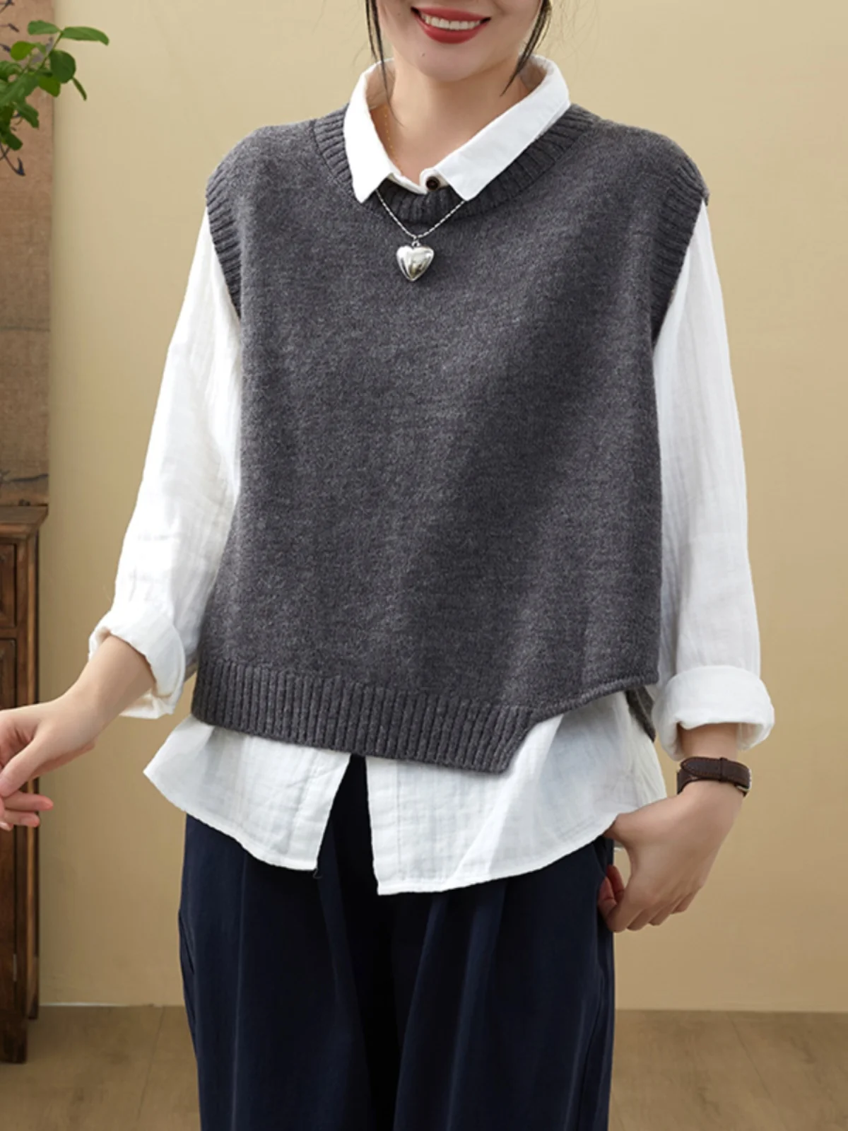 سترة نسائية محبوكة سترة علوية غير متناظرة بطبقات فضفاضة سترة كتف وسادة شتوية للتنقل Sle مستديرة Ne