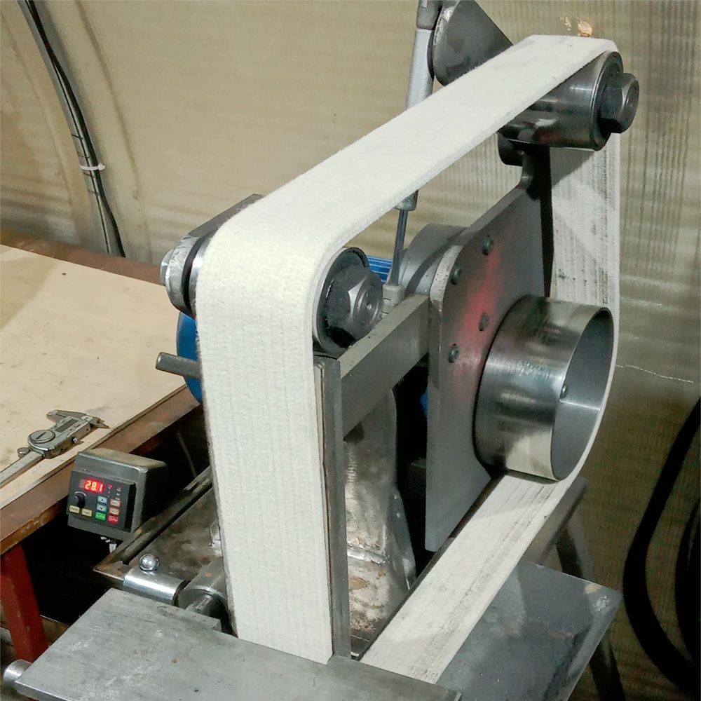 762 x 25 mm Schleifbänder 1 x 30 Zoll Bandschleifbänder Keramik P36 – AO P1500, A3 – A65, Zirkonoxid, Vliesstoff, Filz – Detail 6