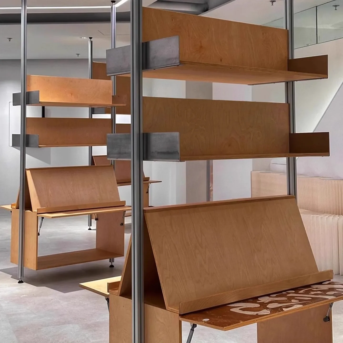 Simple partition rack Aluminum profile Tongtian creative decorative storage display Multifunctional display stand