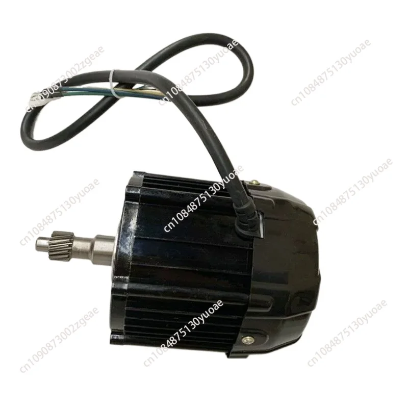 

Мощный электрический трехколесный двигатель. Универсальный двигатель из чистой меди с 5 отверстиями и 16 зубьями.