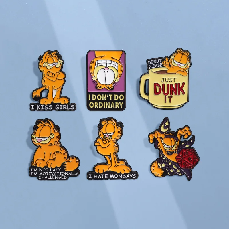 Bros Pin Enamel lucu kartun Anime Garfield kucing lencana Denim Lapel Pin perhiasan Aksesori Hadiah untuk anak-anak terbaik teman