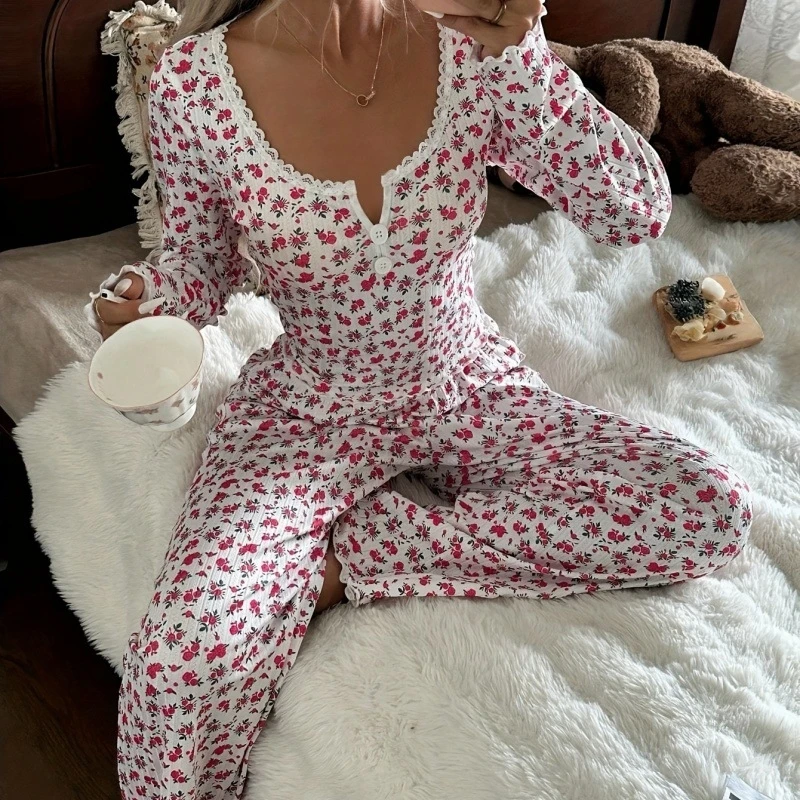 Ladies Floral Printing Loungewear Set Lace Edge V‑Neck Long Sleeve Top Flare Pants Ribbed Knit Sleepwear Pajama Home Outfit 2