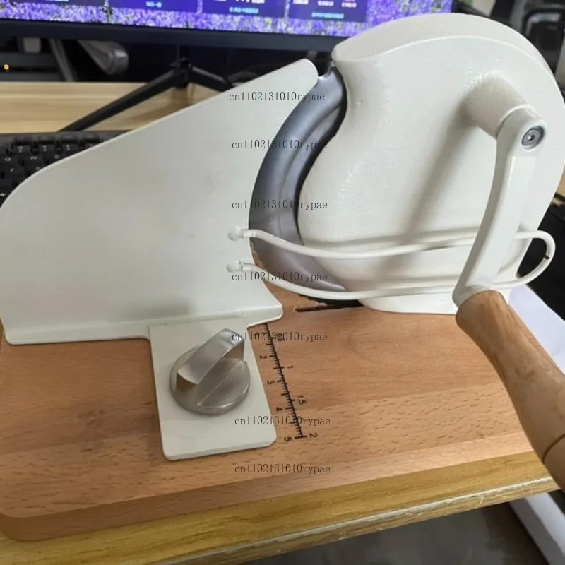

Manual Household Slicer for Baking Supplies, Suitable for Bread, Toast, Sausages and Frozen Meat
