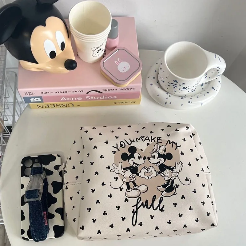 Miniso Disney Mickey Mouse Cosmetic Bag Anime Cute Travel Washbag Kawaii Zipper Waterproof High Capacity Storage Bags Girl Gift