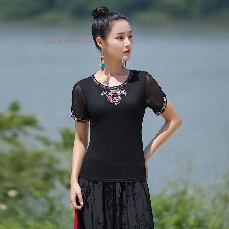 2025 vintage chinese shirt national women retro flower embroidery hanfu tops loose o-neck t-shirt ethnic oriental base shirt