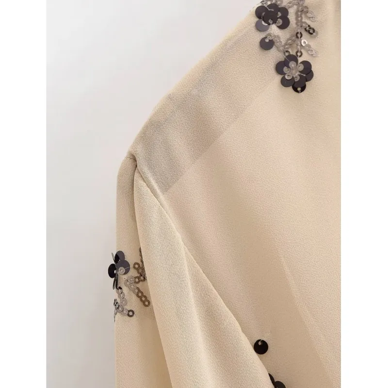 Vrouwen Kraal Bloemen Opstaande Kraag Blouse Lente Herfst Doorschijnend Mode Shirt Met Lange Mouwen Vrouwelijke Losse Elegantie Shirts