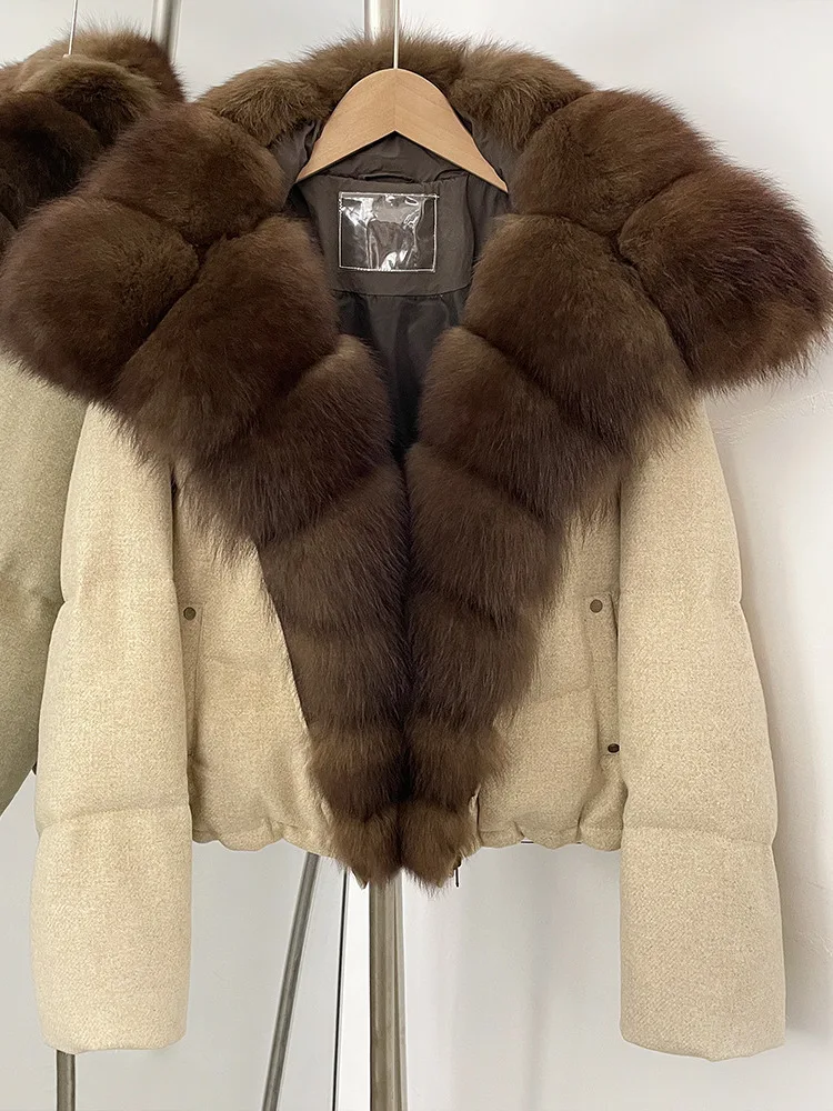 Damska krótka kurtka puchowa ZMEENNA z futrzanym kołnierzem, mieszanka wełny, luksusowa ciepła odzież wierzchnia, modna i szykowna, model ZM4314