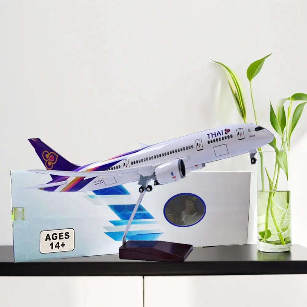 

Airplane Thai Airways B787 47CM Resin Aircraft Model With Light Wheels Collection Display Gifts Aesthetic Room Decor