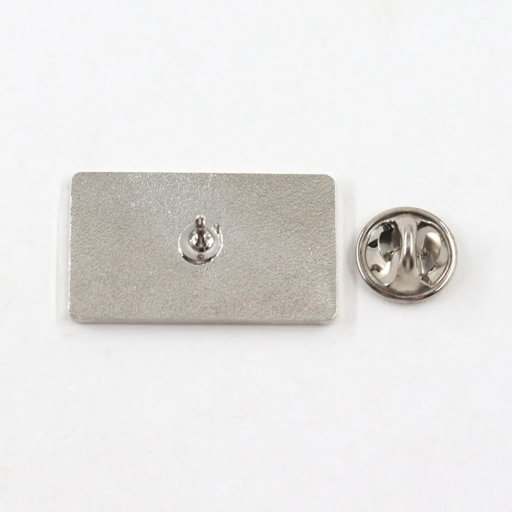 Modische Brosche im europäischen und amerikanischen Stil, quadratischer Emaille-Pin, vielseitiges Kragenabzeichen, um Fans einzigartige Schmuckgeschenke zu schenken. – Detail 2