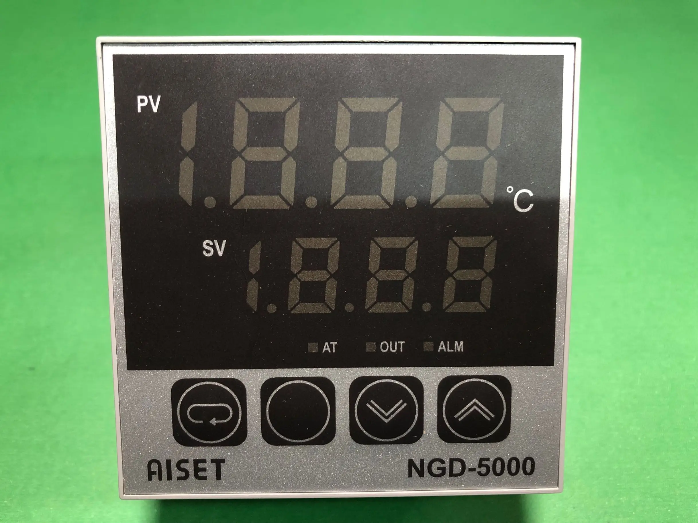 

Shanghai Yatai Instrument Temperature Control NGD-5411V 5412V 5421V 5000 5401V 5441V 5400V