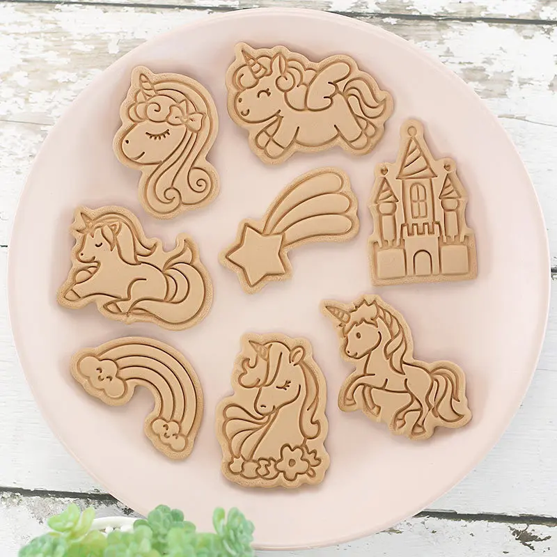 Cookies Cutter 8 pieces Unicorn Dough Stamp Plastic 3D Cartoon Pressable Biscuit Mold Kitchen Baking Pastry Bakeware