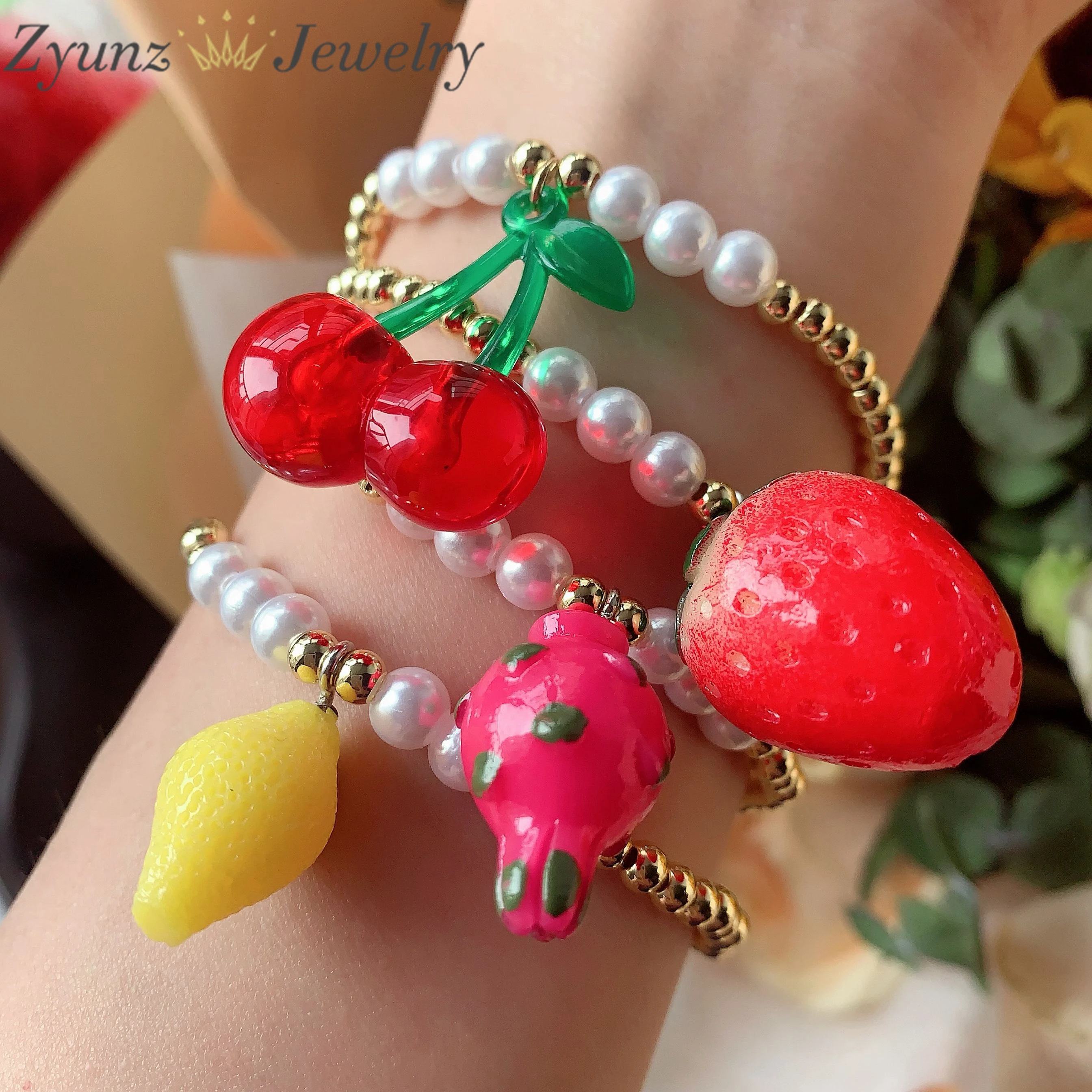 10PCS, Fashion Jewelry Pearl Shell Beads Bracelet Love Resin Strawberry Cherry Fruit Charms Bracelets for Women Girls Gfits