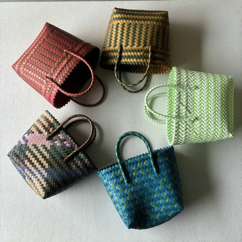 

Ladies Handmade Woven Handbag Large Capacity Plastic Woven Basket Companion Gift Small Square Tote Bag