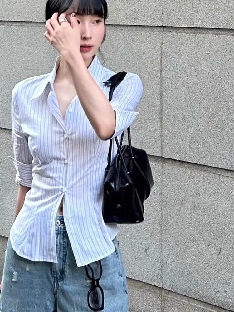 

American Spicy Girl Contrasting Striped Shirt Women Summer New Five Quarter Sleeves Collar Lining Waist Slim Short Top