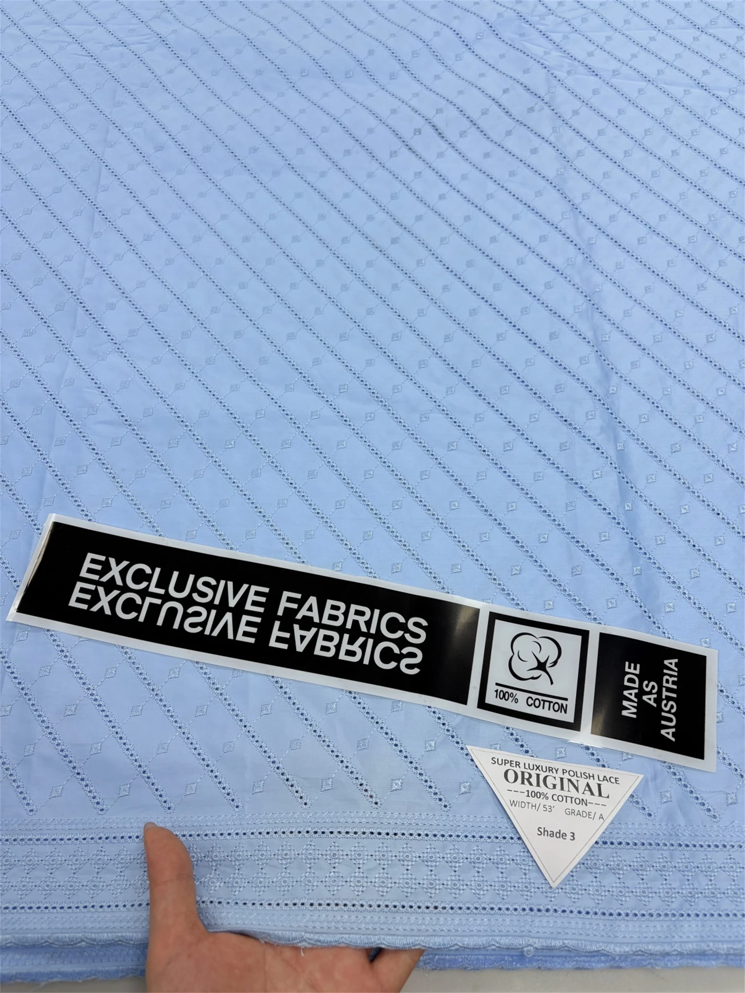 

Popular 100% Cotton African Fabric High Quality Swiss Voile Polish Luxury Lace Cotton Fabrics For Men And Women Dresses Textile