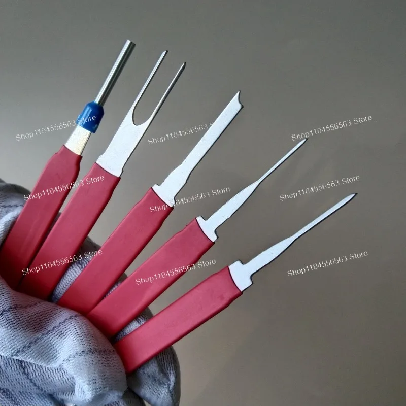 Harness needle withdrawal device, audio plug, pick needle extraction, terminal removal, modification tool, new thickened handle.