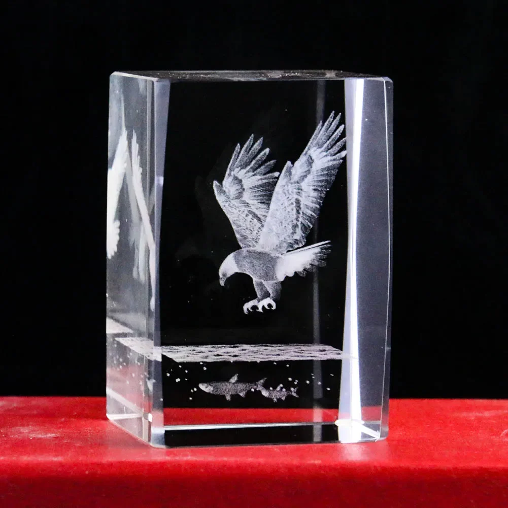 

60mm Laser Engraving 3D Eagle Falcon Bird Fish Clear Prism Cube Glass Crystal Ornament Figurines Paperweight Crafts Desk Decor