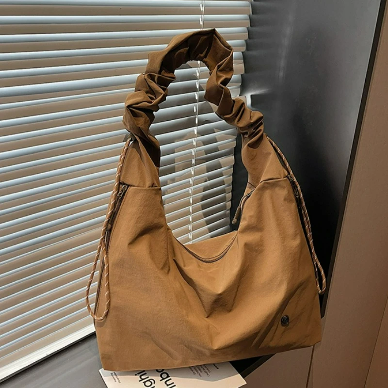 

Drawstring Comfortable and Versatile Texture Shoulder Bag Women Simple Handle Bag Large Capacity Nylon Tote Casual Storage Bags