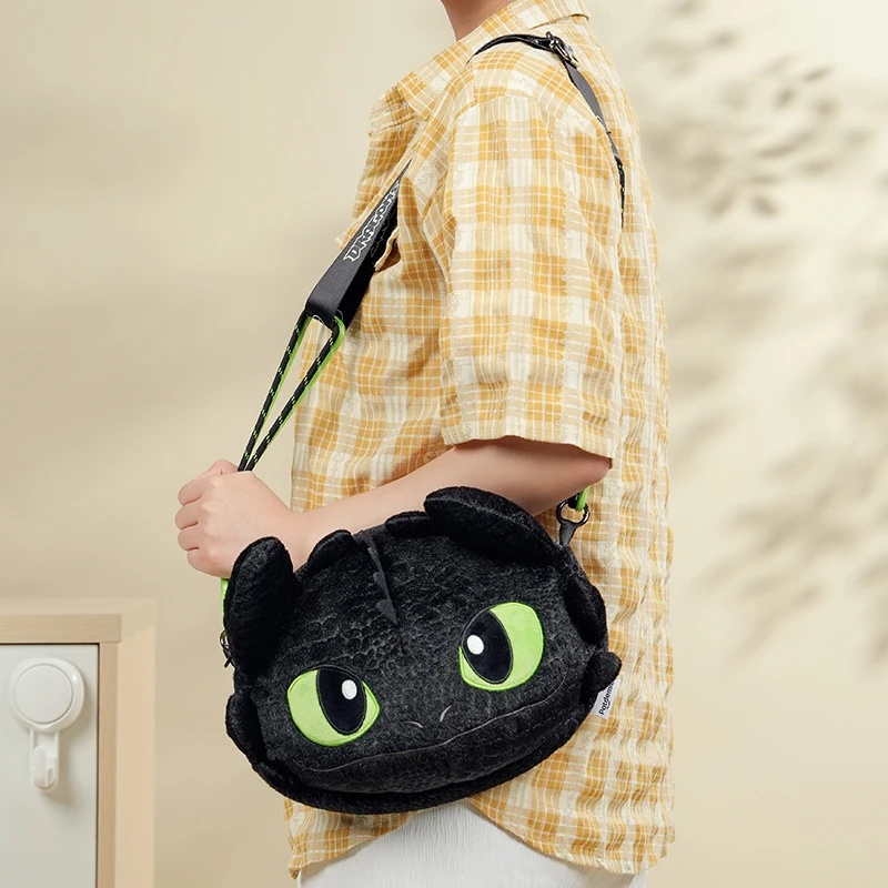 Oficjalna torba na ramię Universal Studios Toothless Plush Sling Bag - Night Fury Dragon Crossbody Shoulder Purse