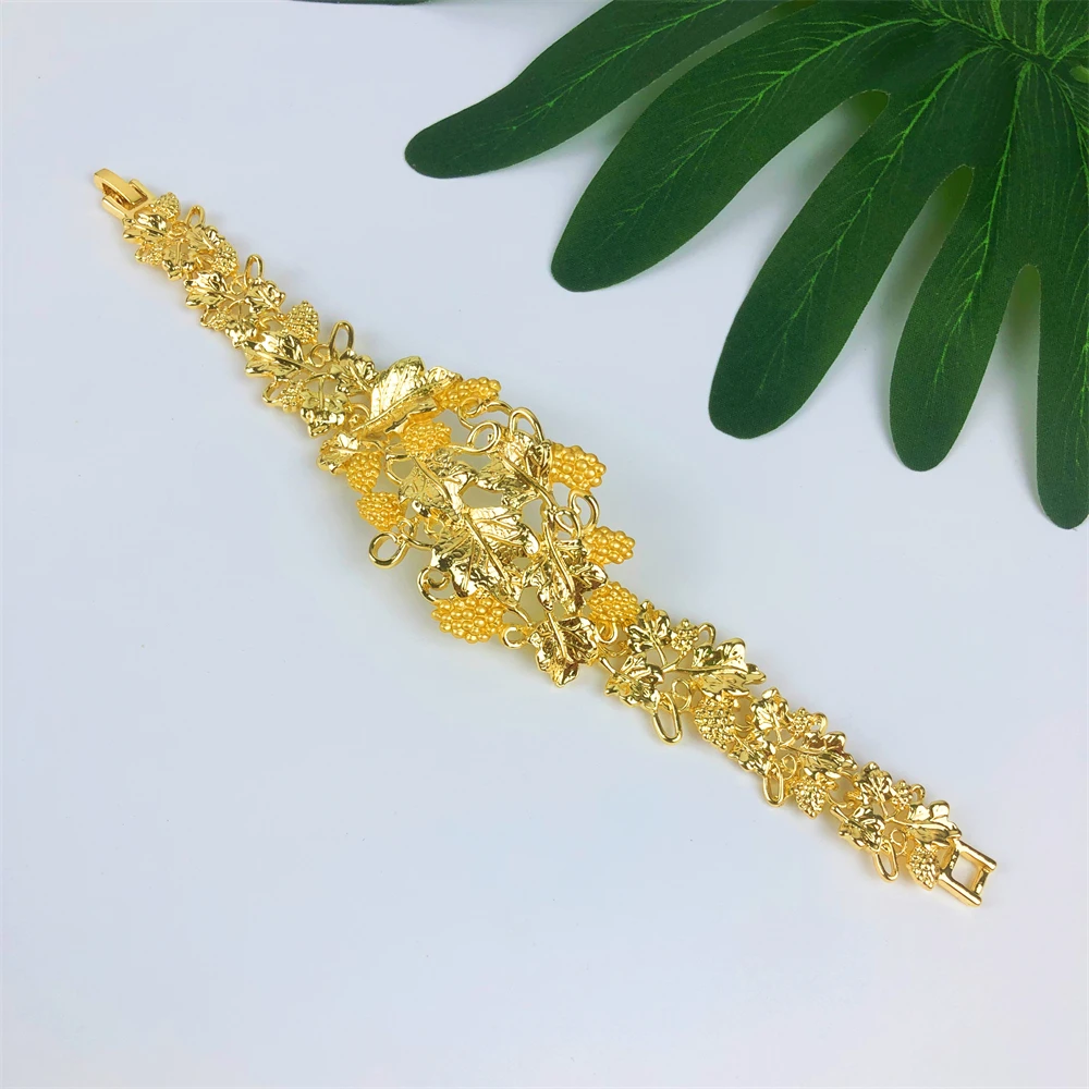 TITI Luxury Design Gold Color Jewelry Set For Women Quality Trending Dubai Necklace Earrings Bracelet And Ring Party Gift