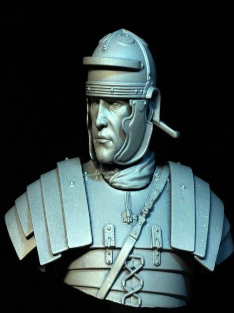 Unassambled  1/10 soldier fantasy officer ancient bust   figure  Resin figure miniature model kits Unpainted