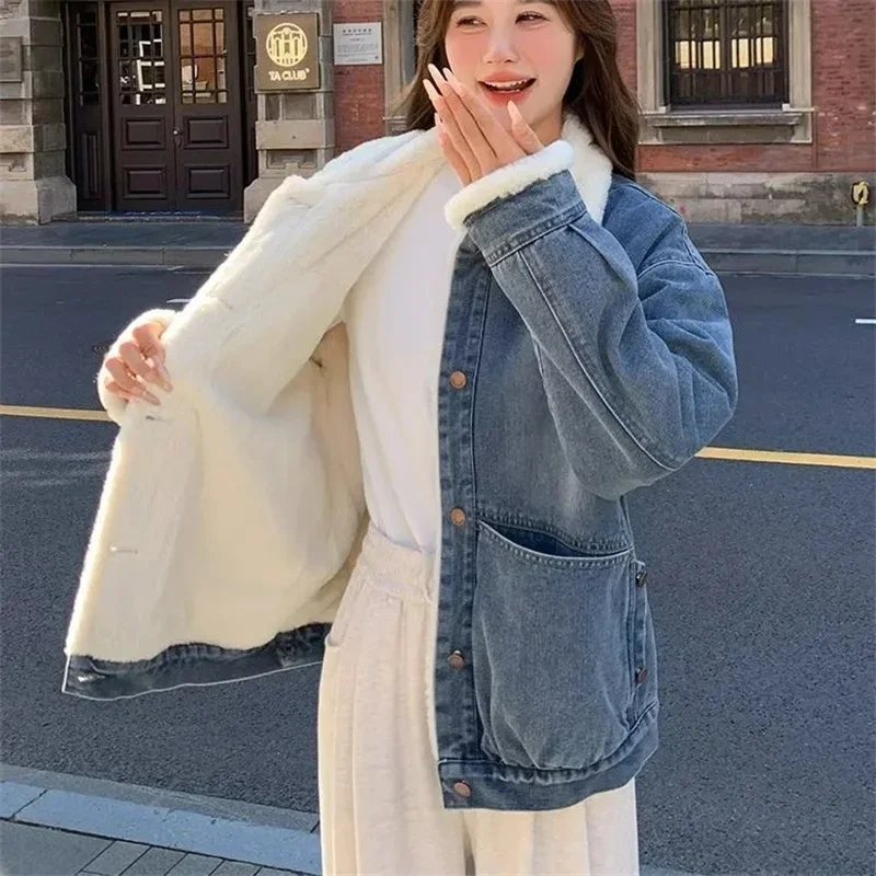 Autumn Winter Fleece Denim Jacket Women's Oversize Loose Short Jean Coat Faux Rabbit Velvet Outerwear Lady Big-pocket Tops