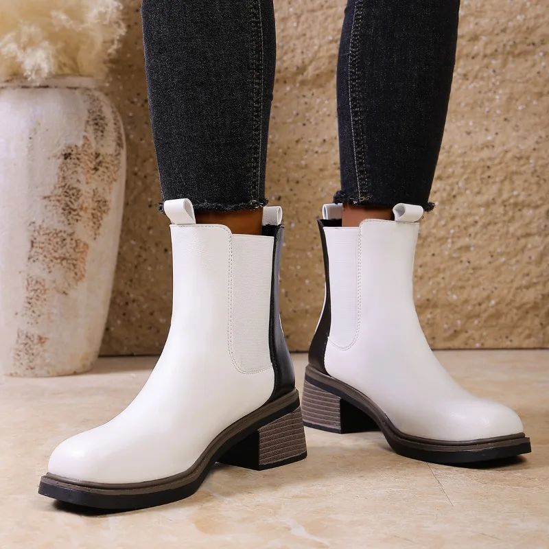 أحذية جلدية جديدة ذات أكمام ناعمة وكعب غير قابل للانزلاق للخريف والشتاء أحذية بمقدمة مستديرة