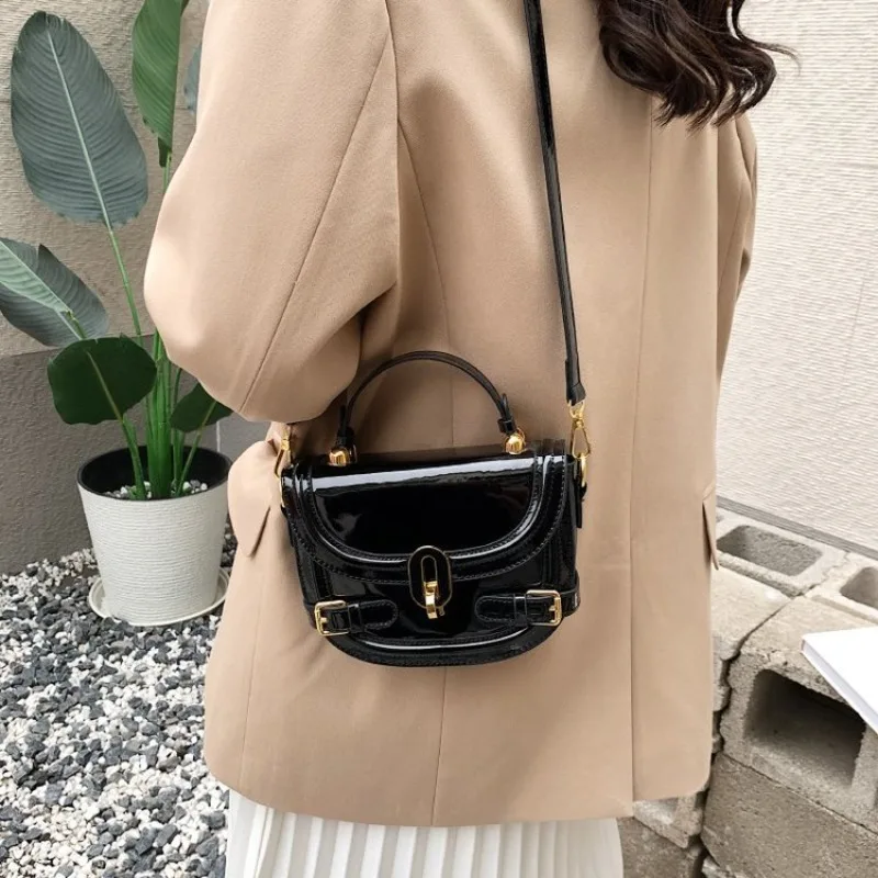 Vintage Elegant Diaper Bag Ladies Leather Crossbody Handbag Casual Simple Stylish Unique Classic High End Trendy Commuter