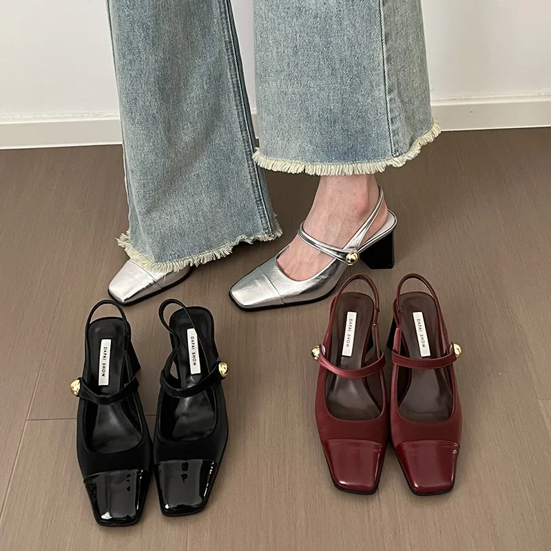 Sandal Mary Jane Hak Tinggi Wanita Sepatu Tunggal Mary Janes Sol Lembut Baru Musim Panas Wanita Sandal Gaun Kulit Paten Hak Tebal